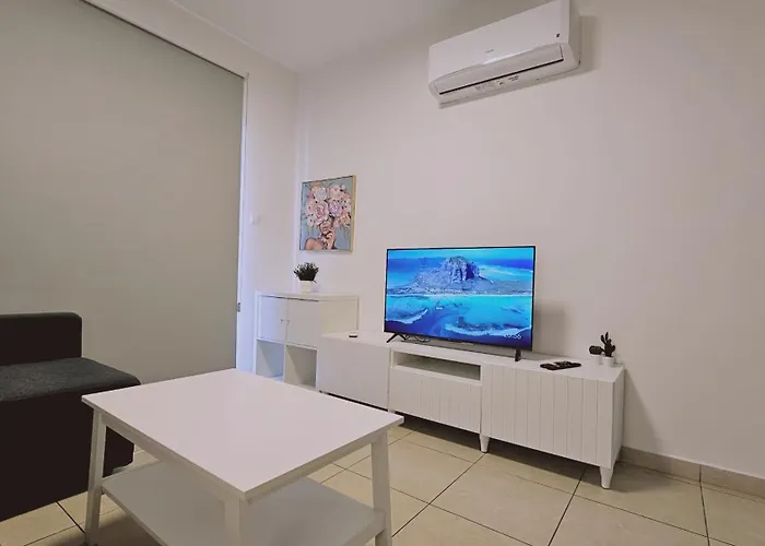 Apartment Skyline Nest *