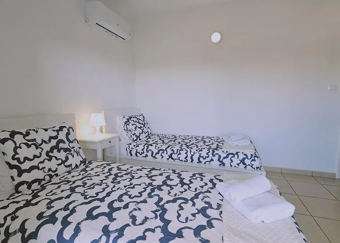 Apartment Skyline Nest