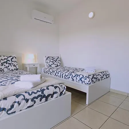 Skyline Nest Appartement *