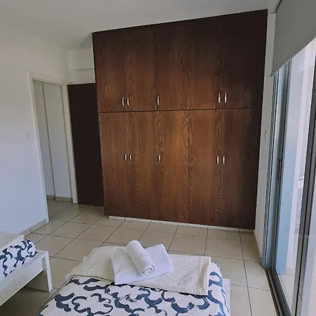 Skyline Nest Апартаменты *