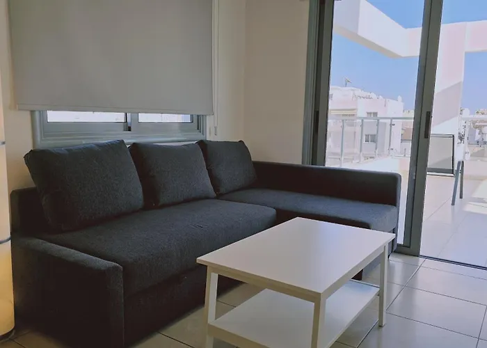 Apartamento Skyline Nest Lárnaca